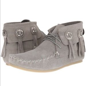 NWT Matisse “Travis” Moccasin Booties
